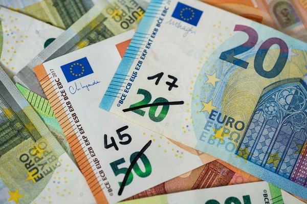 How to manage vehicle depreciation effectively for tax purposes in the UK?